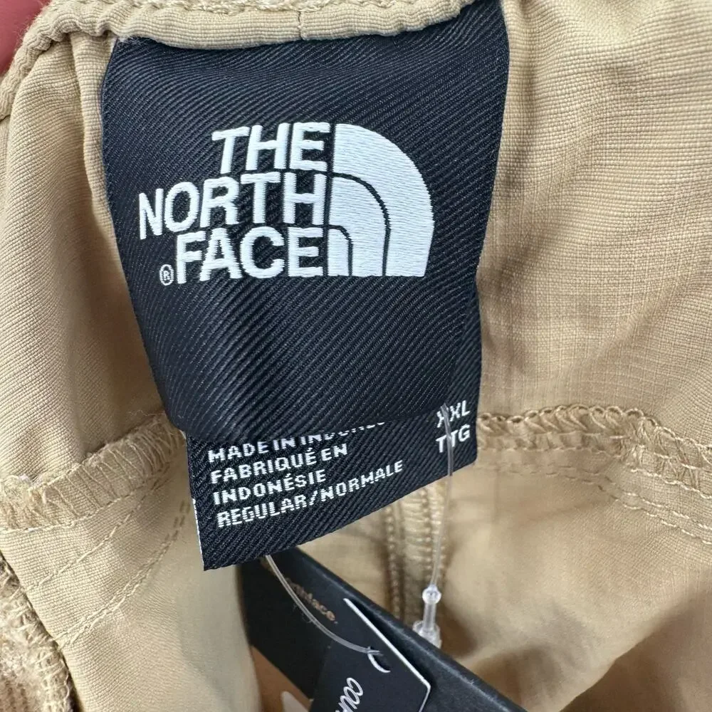 NWT The north face adventure khaki Stone mens shorts
